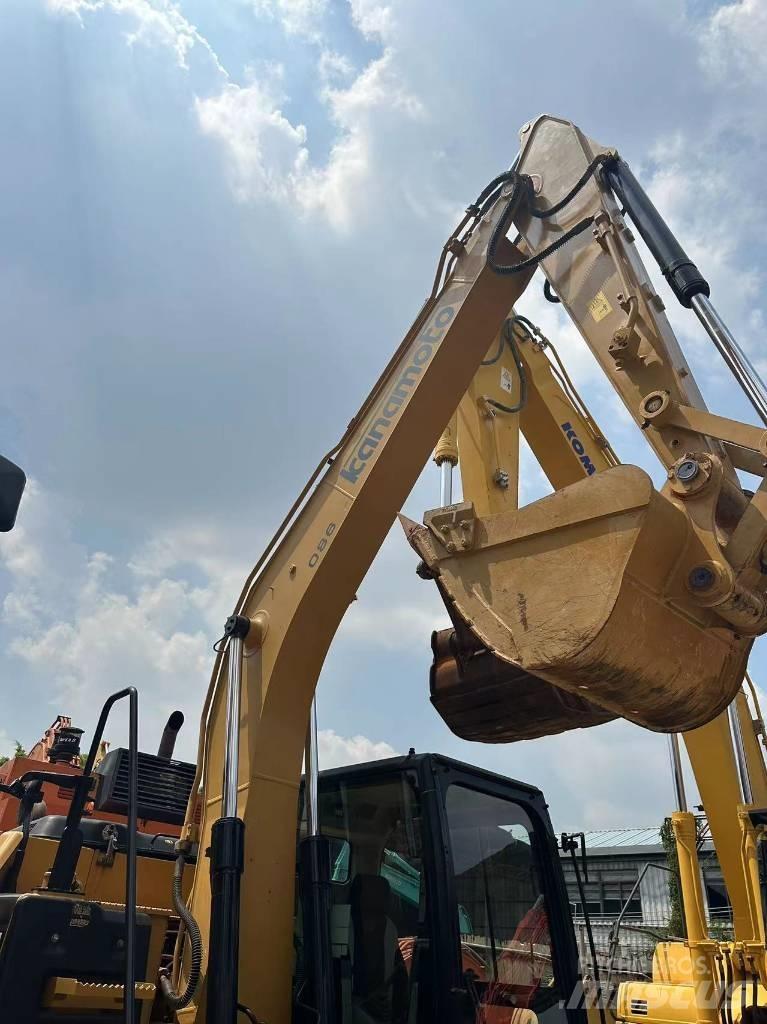 CAT 312 E Közepes (midi) kotrók 7 t - 12 t