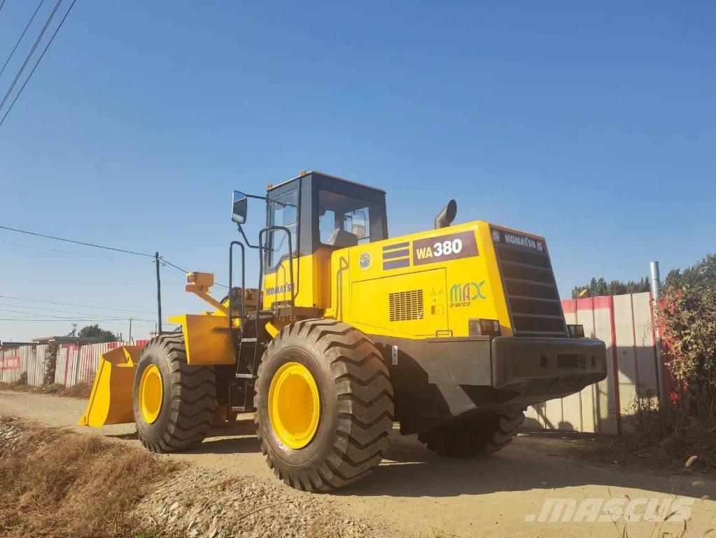 Komatsu WA 380-5 Gumikerekes homlokrakodók