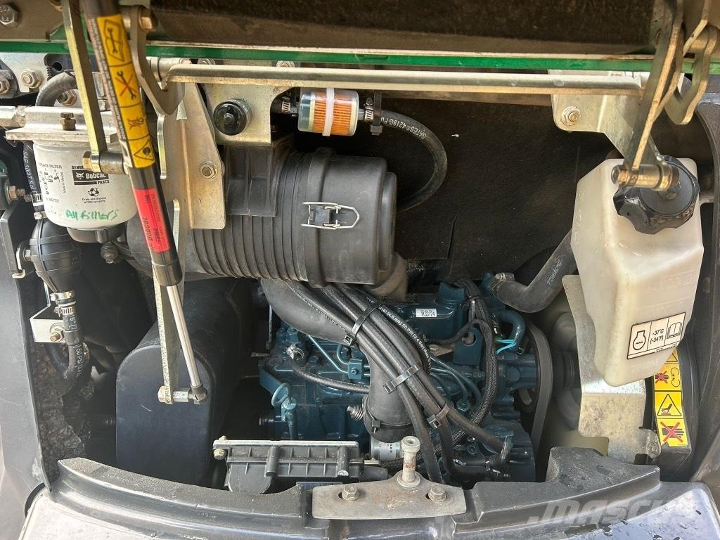 Bobcat E 27z Mini kotrók < 7t