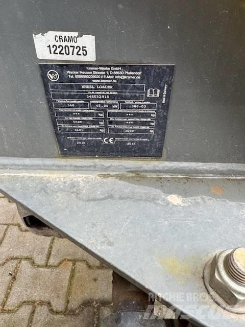 Kramer 750 Gumikerekes homlokrakodók