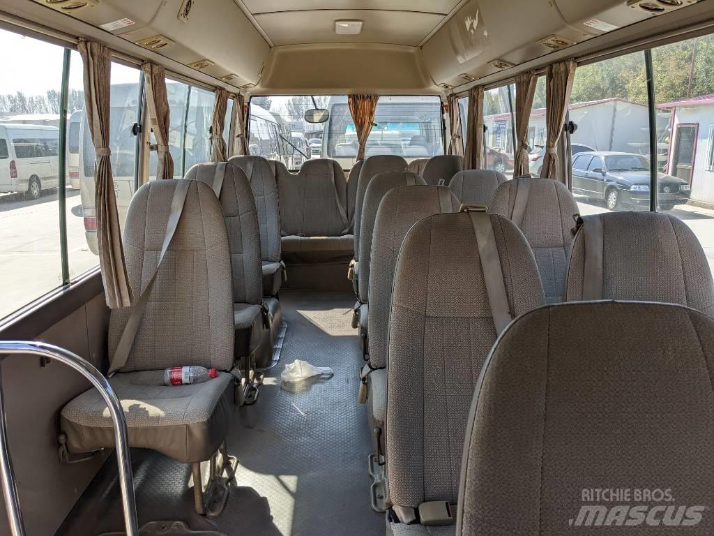 Toyota Coaster Bus Mini buszok