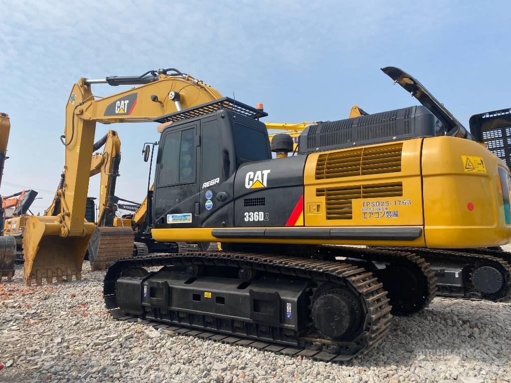 CAT 336D2 Lánctalpas kotrók