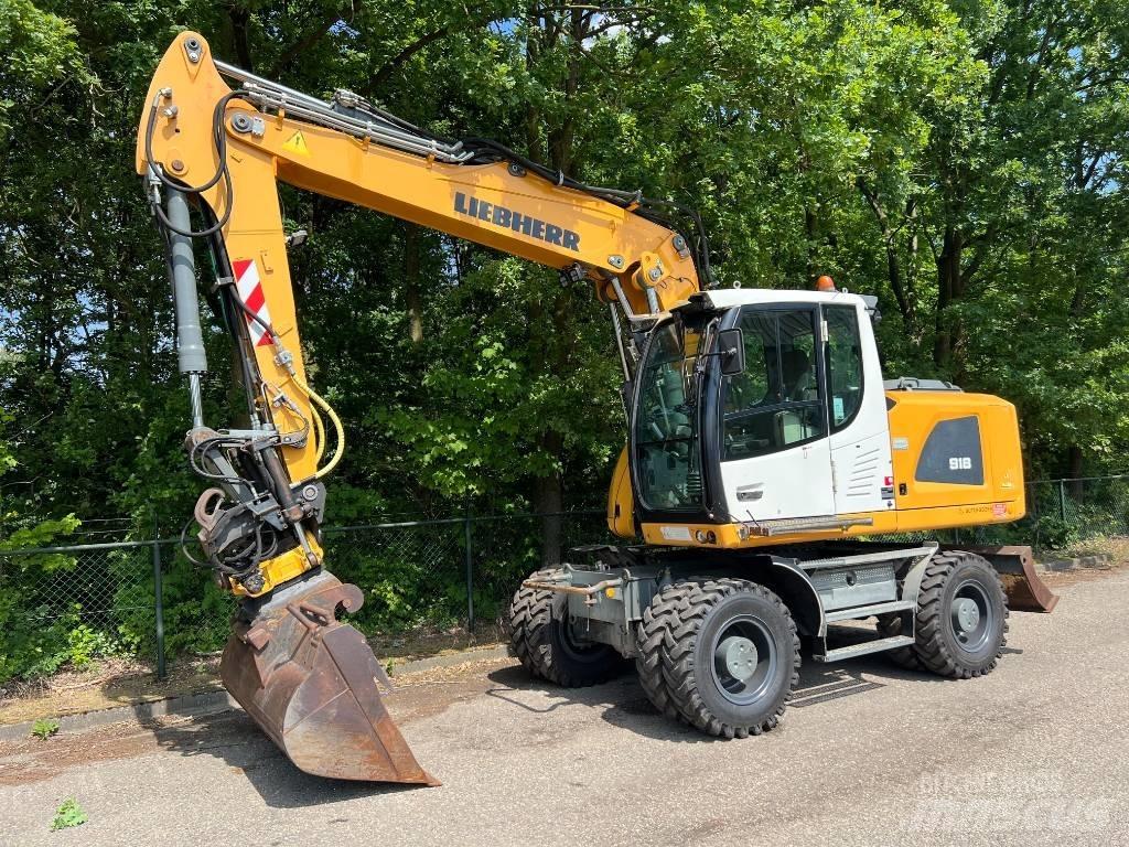 Liebherr A 918 Gumikerekes kotrók