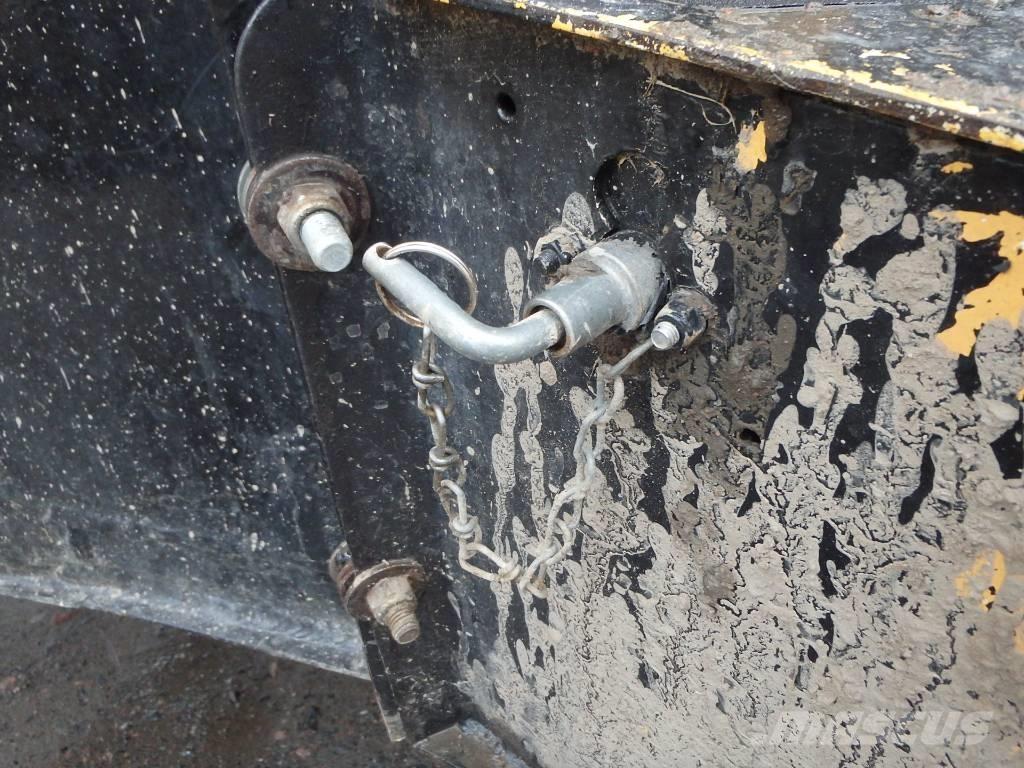 JCB 4 CN Kotrórakodók