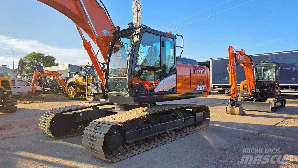 Hitachi ZX 210 Lánctalpas kotrók