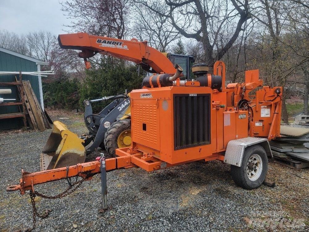  BRUSH BANDIT 990XP Chainsaws and clearing saws