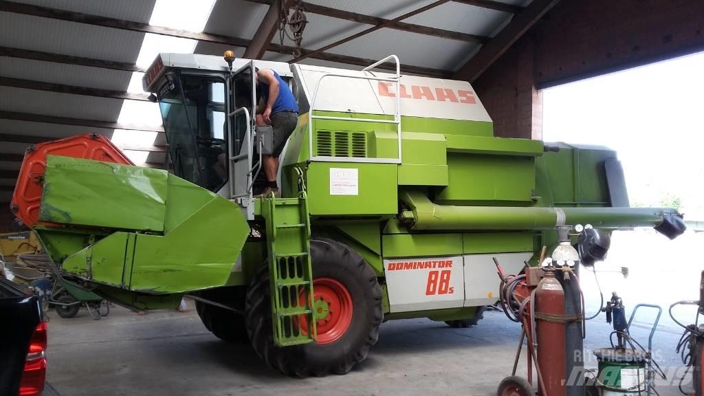 CLAAS Dominator 88 S Kombájnok
