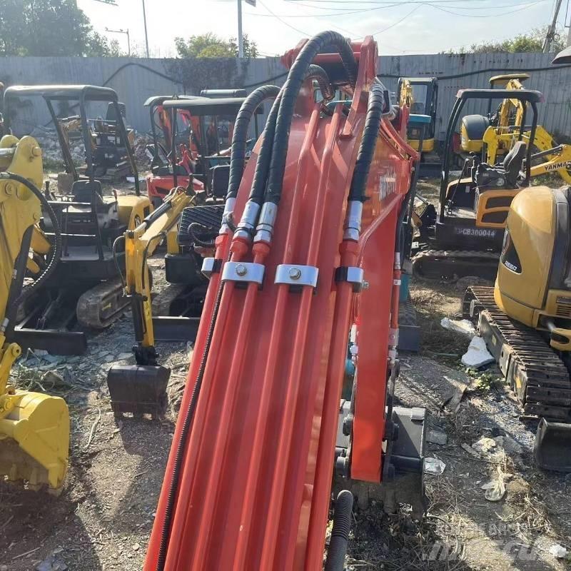Kubota U 40 Mini kotrók < 7t