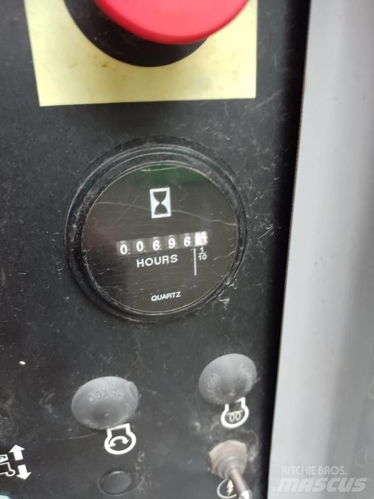 Genie Z 45/25 J Karos emelők