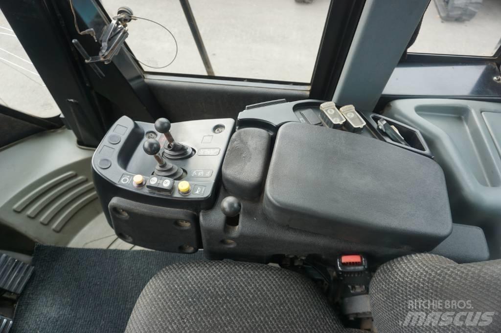CAT 950 H Gumikerekes homlokrakodók