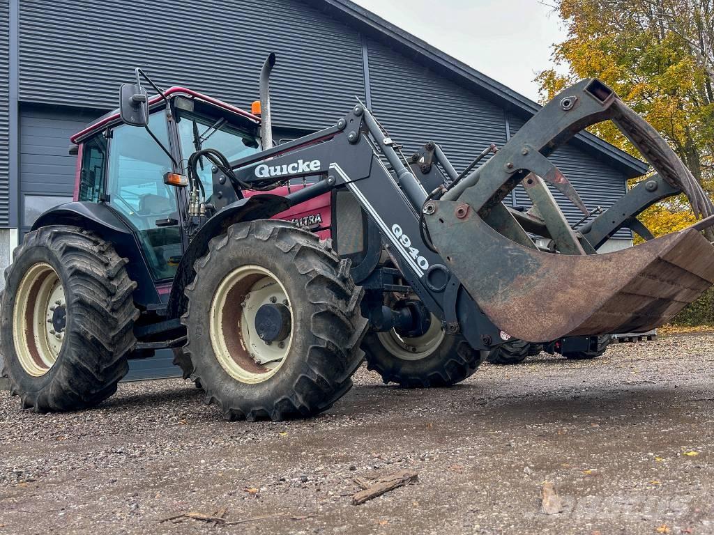 Valtra 900 Traktorok