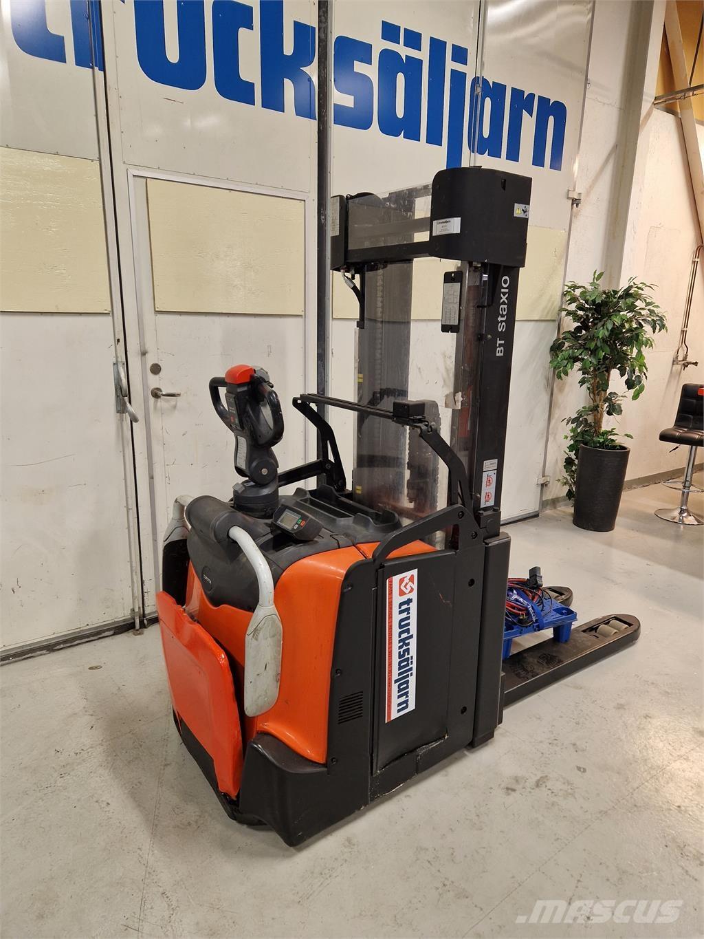 Toyota SPE160L Elektromos gyalogkíséretű targoncák