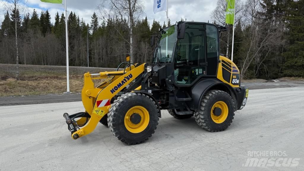 Komatsu WA 80 M Gumikerekes homlokrakodók