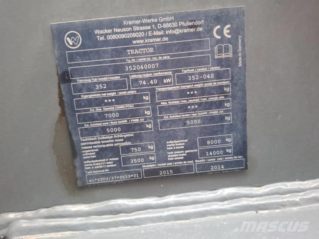 Kramer 8115 Gumikerekes homlokrakodók