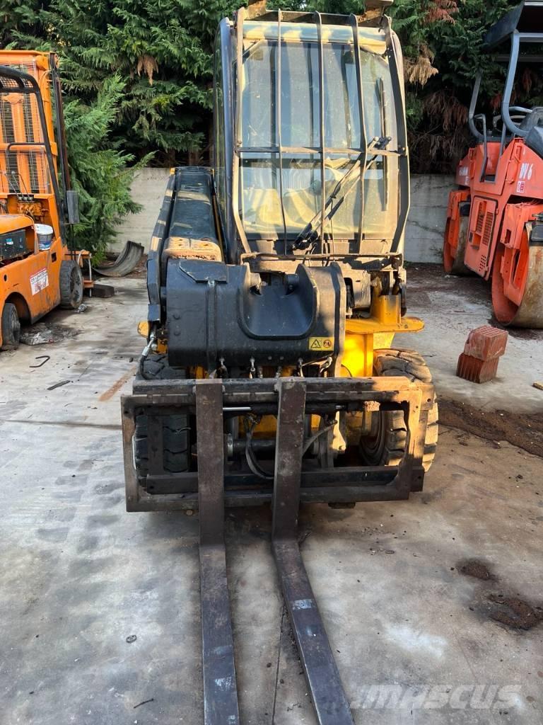 JCB TLT 35 D Teleszkópos rakodók