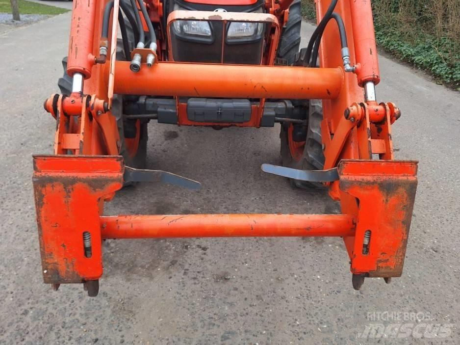 Kubota M9540 Traktorok