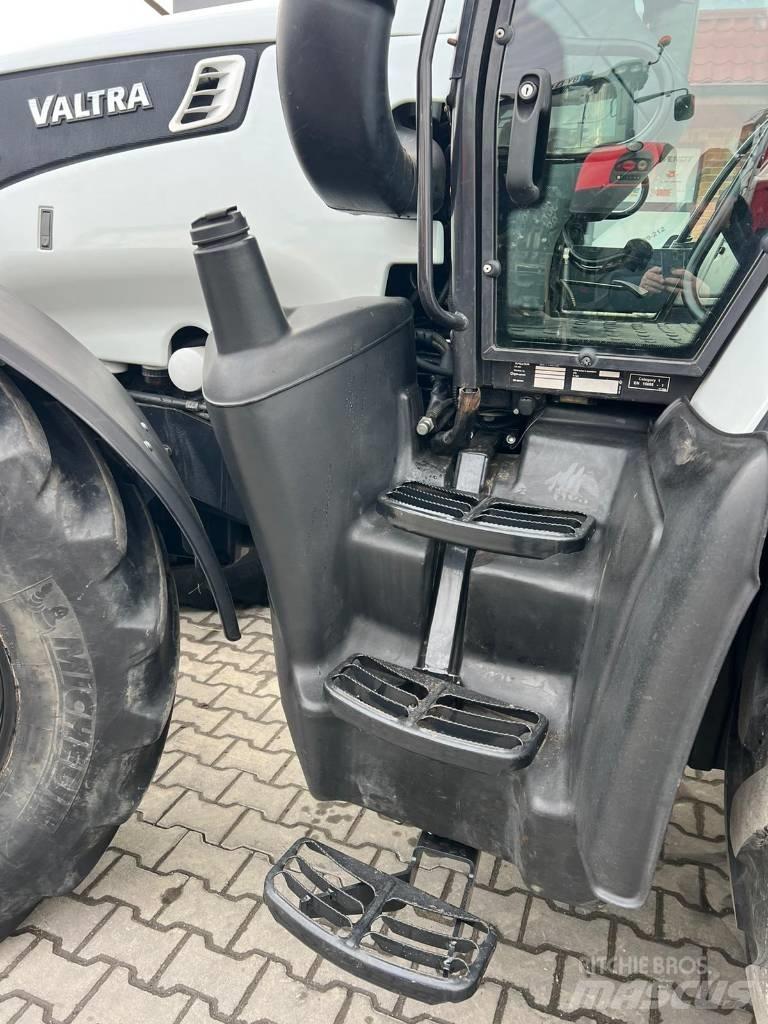 Valtra T 202 Versu Traktorok