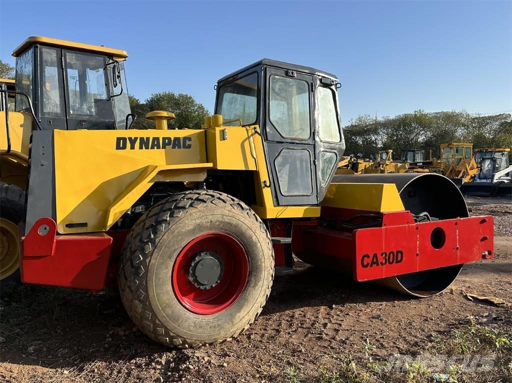 Dynapac CA 30 D Egydobos hengerek