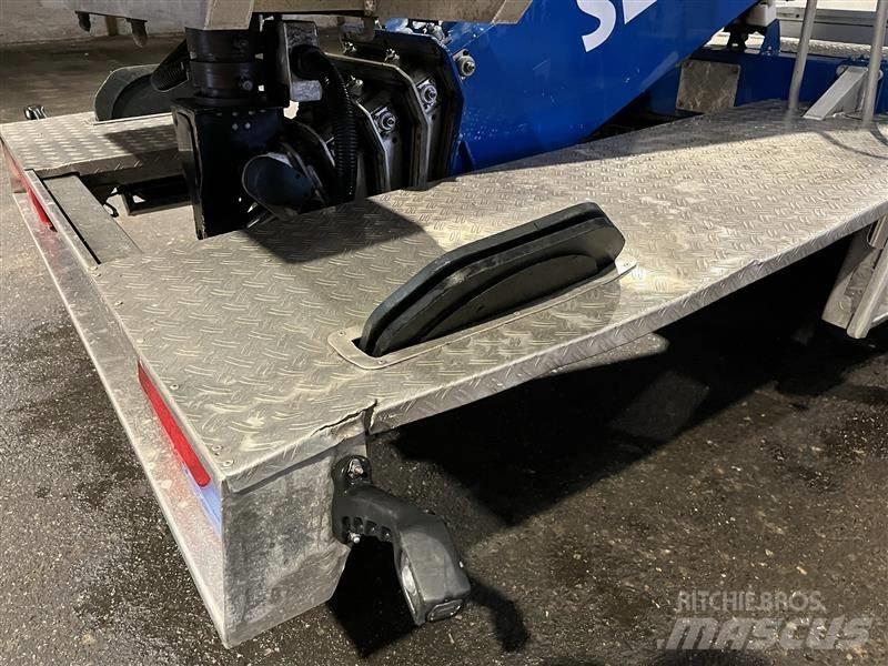Palfinger P 260 B Teherautóra szerelt emelők és állványok