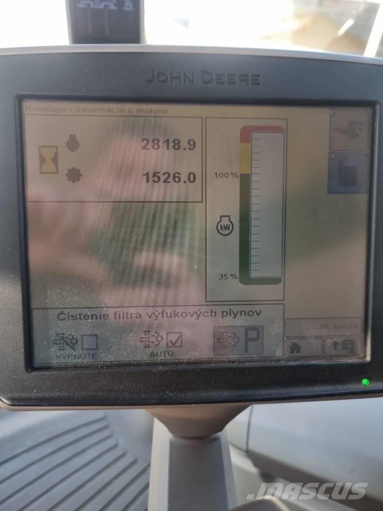 John Deere T 670 i Kombájnok