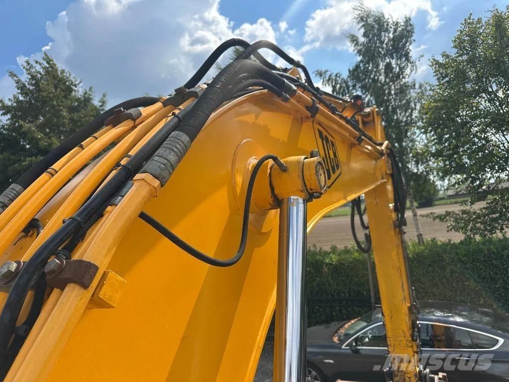 JCB JS190 LC Lánctalpas kotrók
