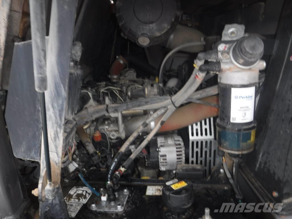 Mecalac 6 MDX Mezei dömperek