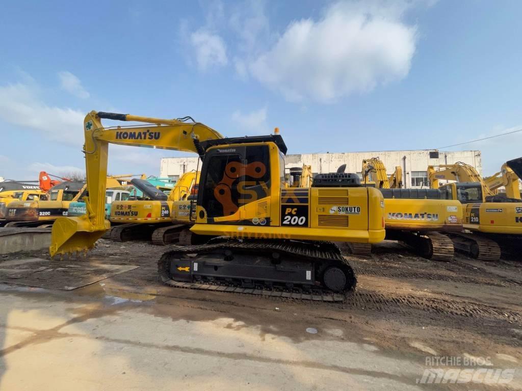 Komatsu PC 200 Lánctalpas kotrók