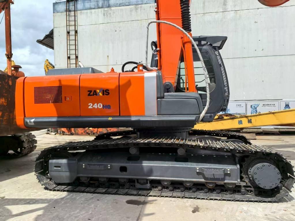 Hitachi ZX 240 HG Lánctalpas kotrók