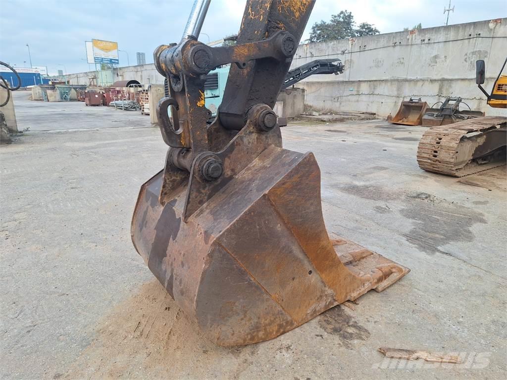 JCB JS 220 Építőipar - Egyebek
