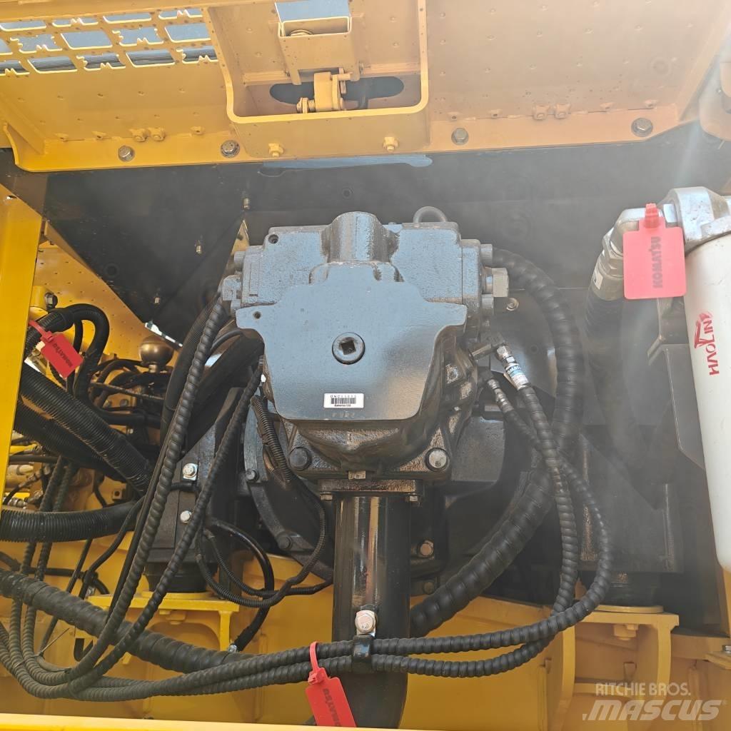 Komatsu 350-8 Lánctalpas kotrók