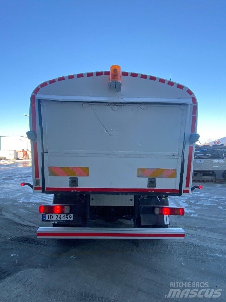 Scania 124 C 360 Tartályos teherautók