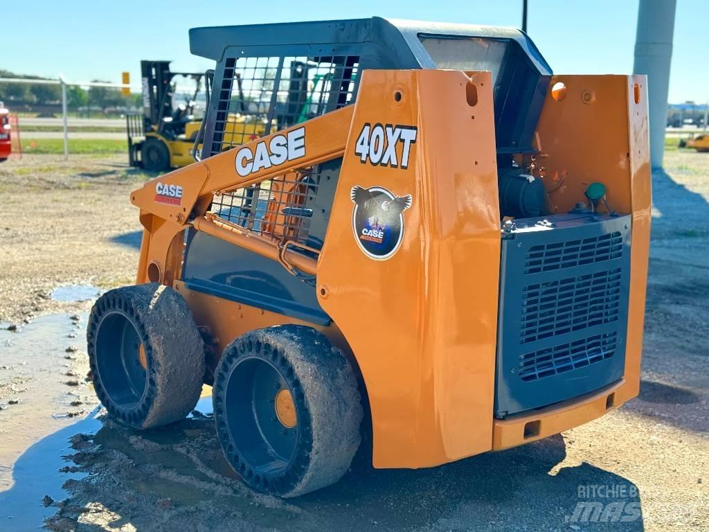 CASE 40 XT Kompaktrakodók