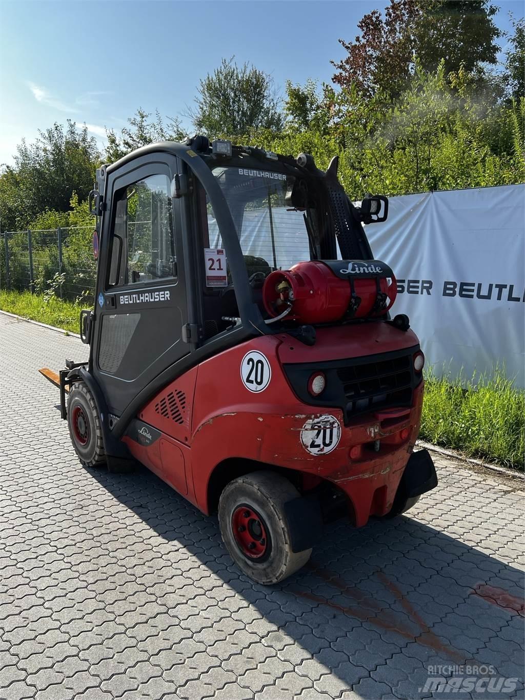 Linde H25T/600 Gázüzemű targoncák