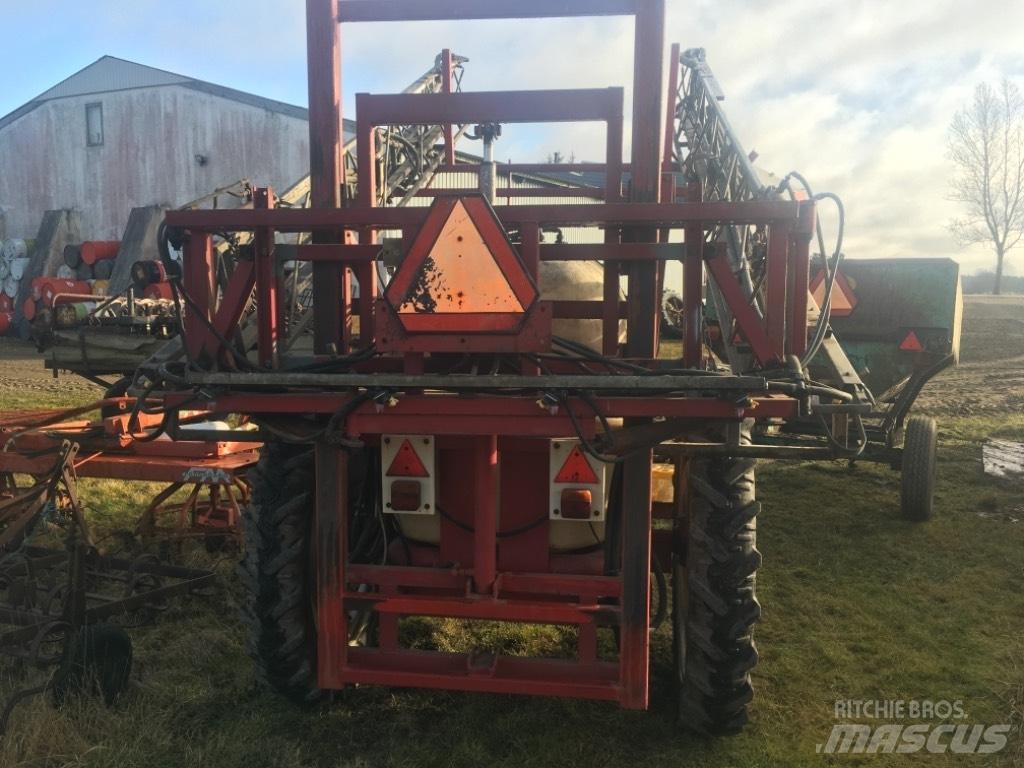 Hardi Trailersprøjte Vontatott trágyaszórók