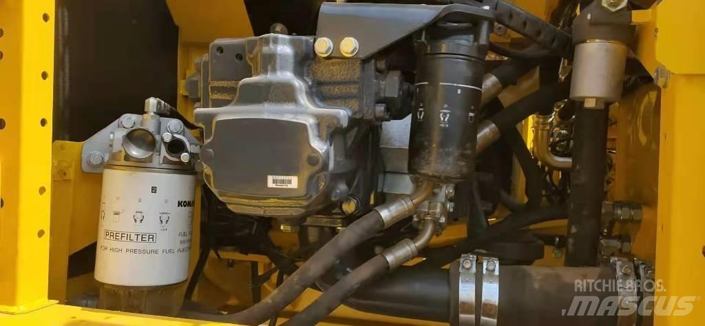 Komatsu pc200-8 Lánctalpas kotrók