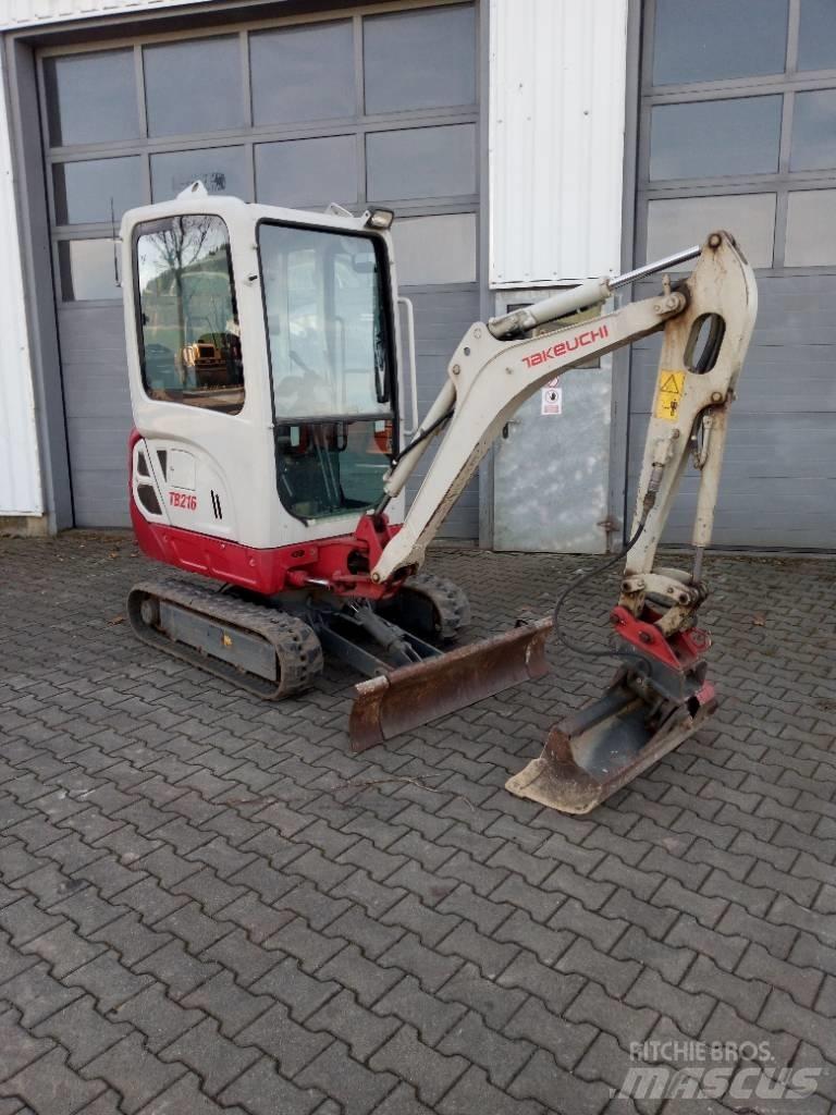 Takeuchi TB 216 Mini kotrók < 7t