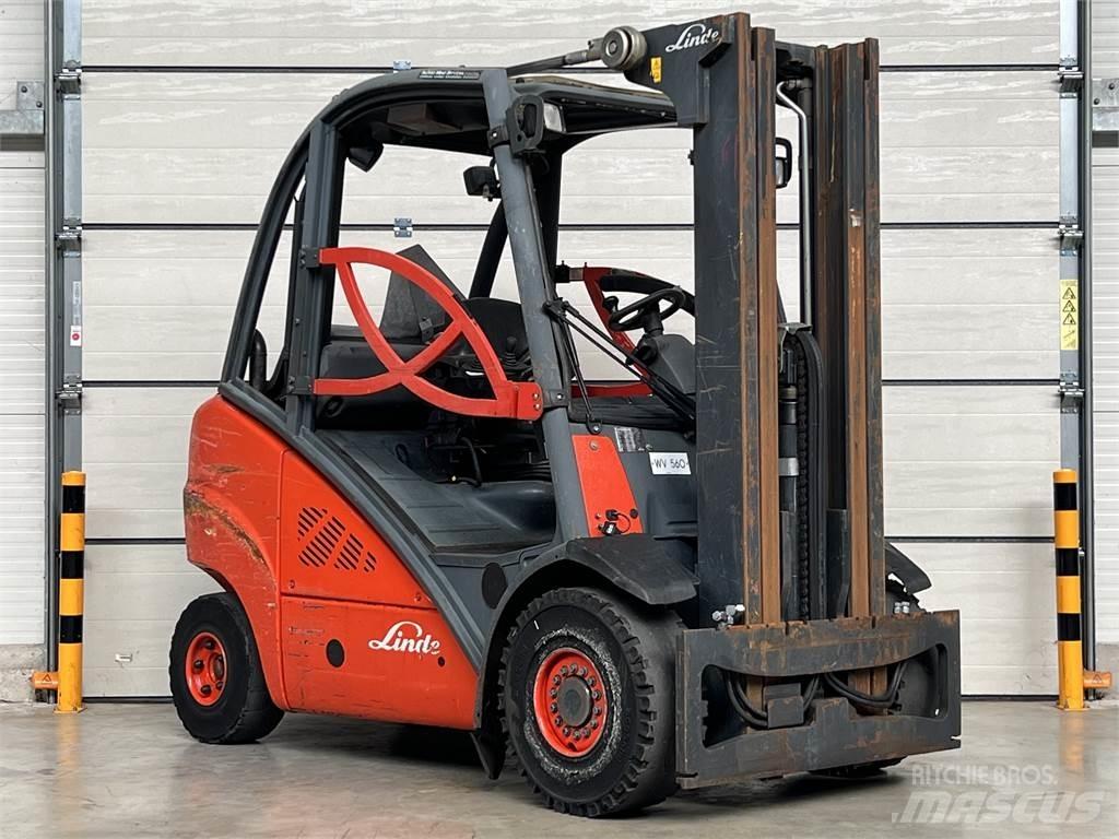 Linde H25T Gázüzemű targoncák