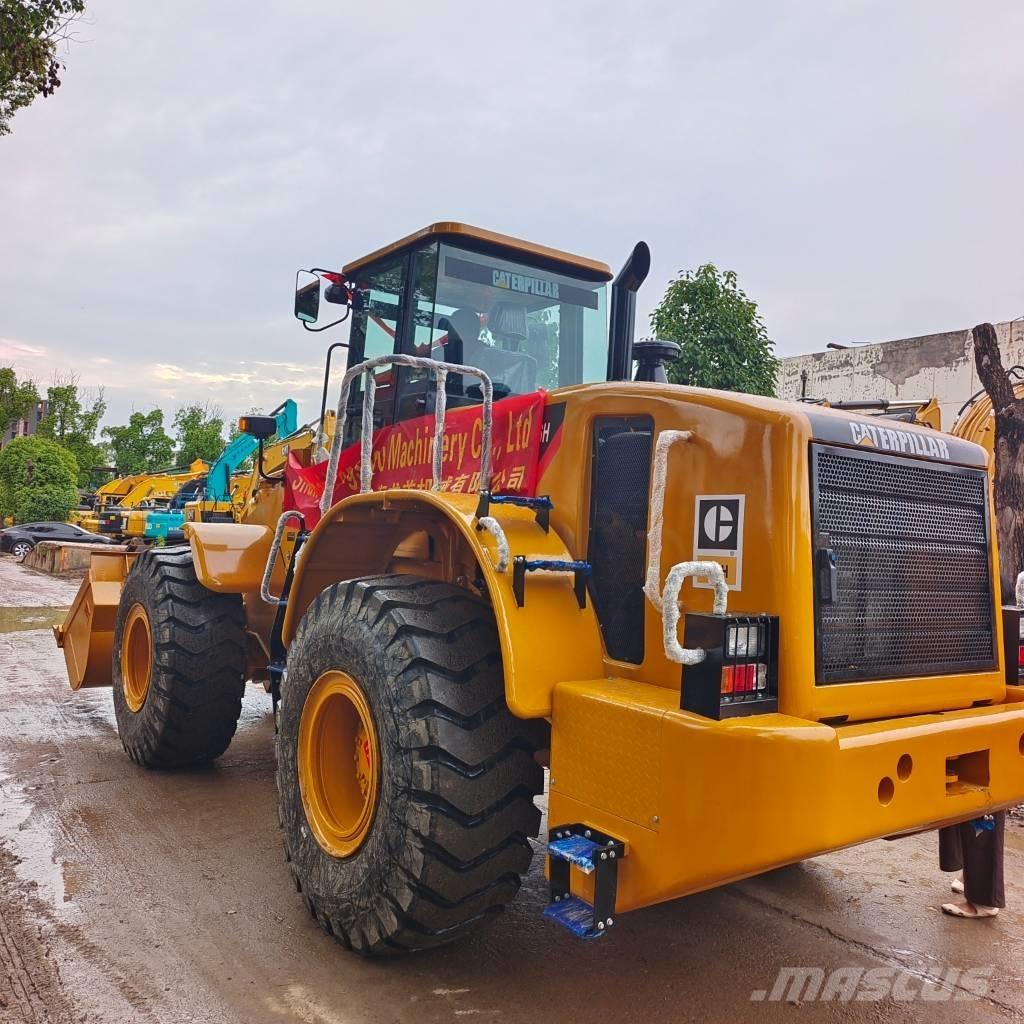 CAT 966 H Gumikerekes homlokrakodók
