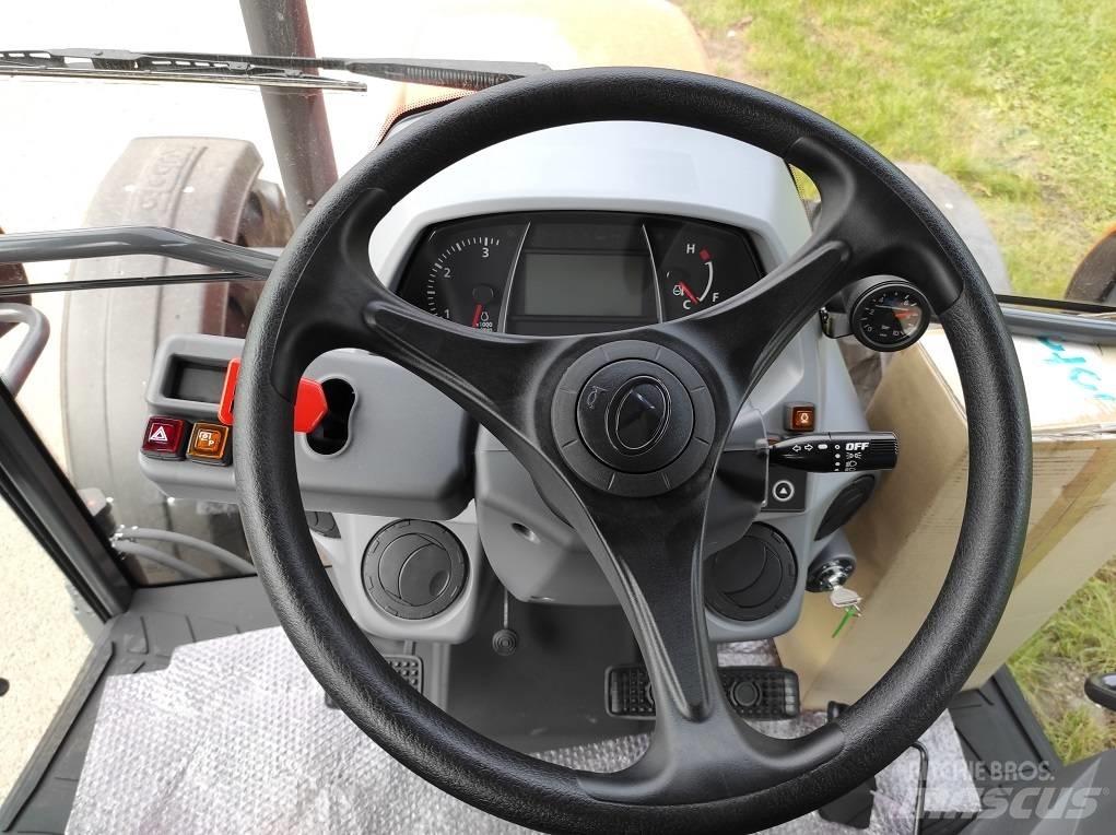 Kubota M4073 Traktorok