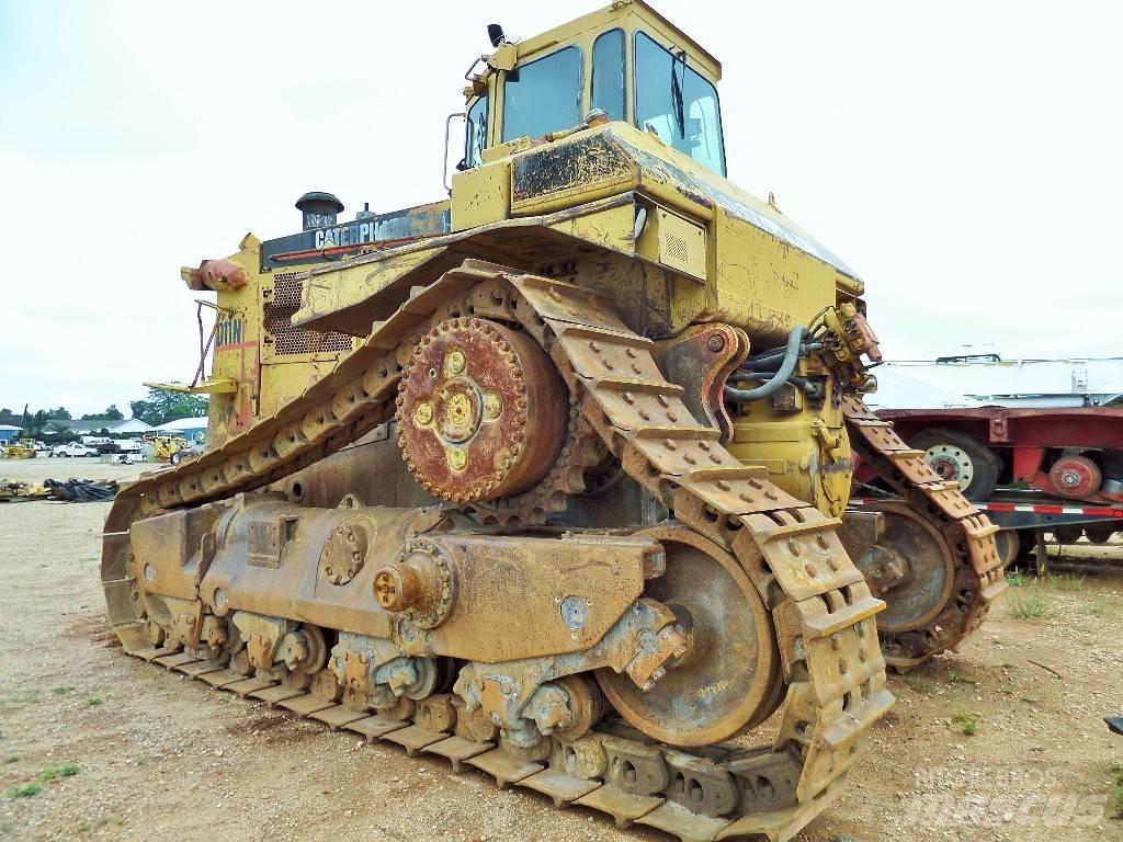 CAT D 11 N lánctalpas dózerek