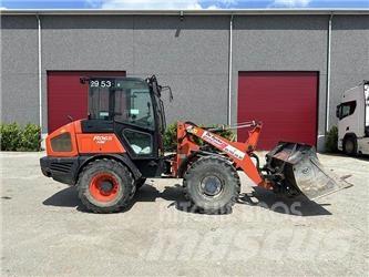 Kubota R065W Gumikerekes homlokrakodók