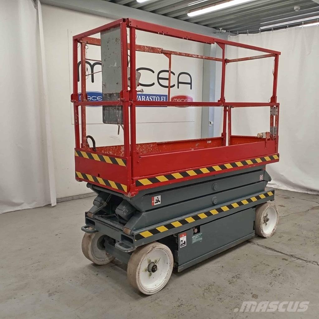 SkyJack SJ 3220 Ollós emelők