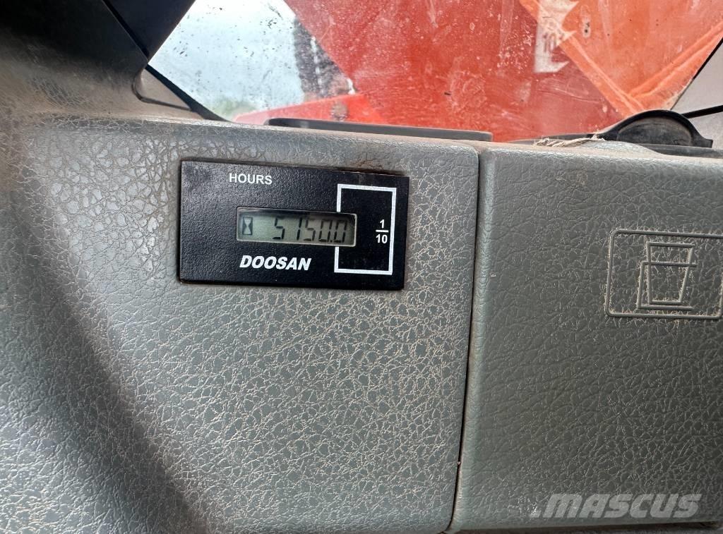 Doosan DX 140 LCR-3 Lánctalpas kotrók