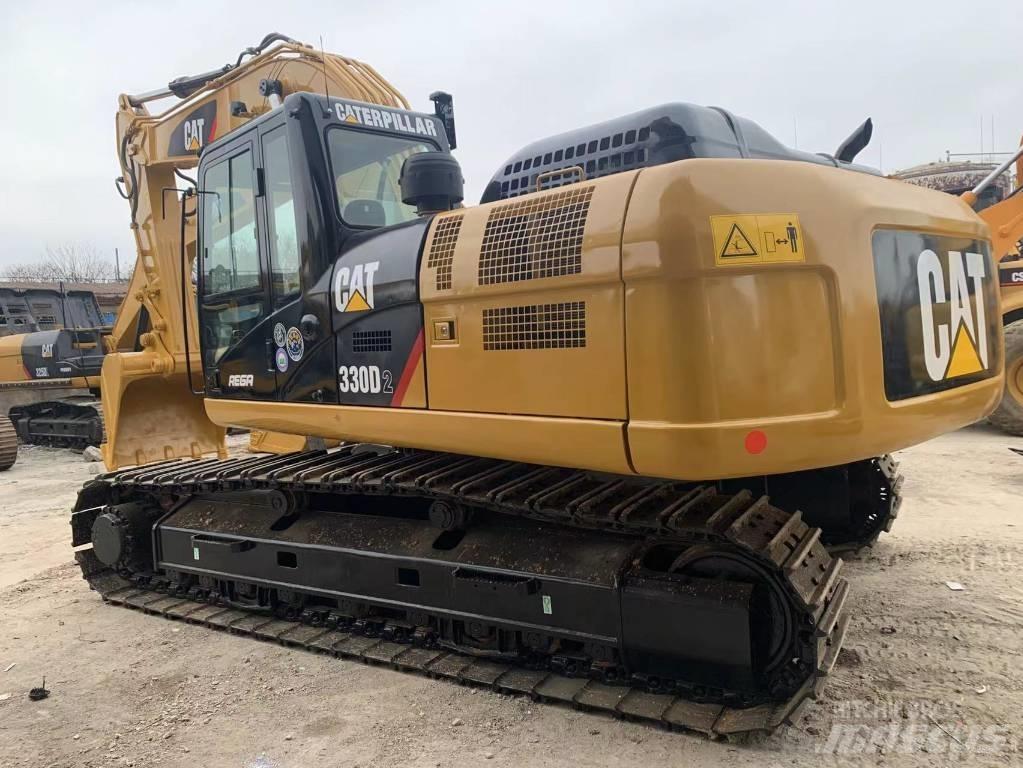 CAT 330 D Lánctalpas kotrók