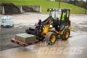JCB 403 Kompaktrakodók