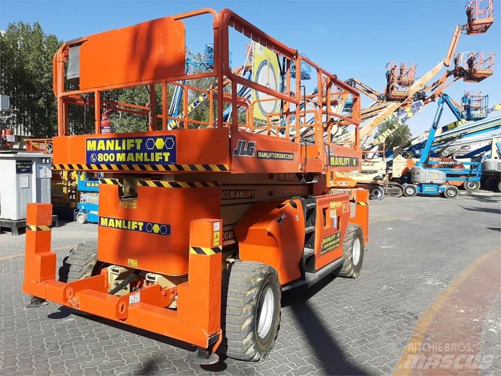 JLG 4394RT Ollós emelők