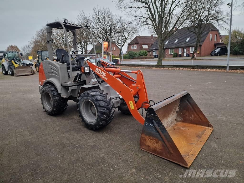 Atlas AR 40 Gumikerekes homlokrakodók