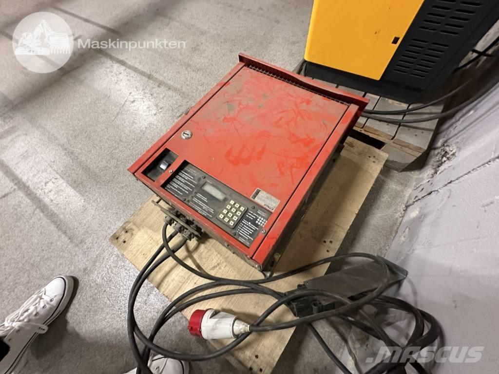 Atlet 160 SD TFV Elektromos gyalogkíséretű targoncák