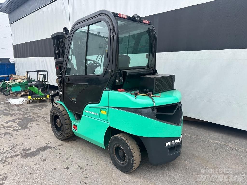 Mitsubishi FD 35 N Dízel targoncák