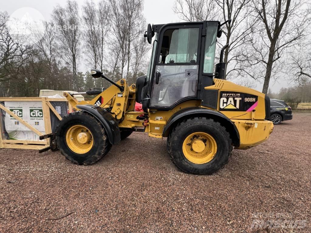CAT 908 H Gumikerekes homlokrakodók